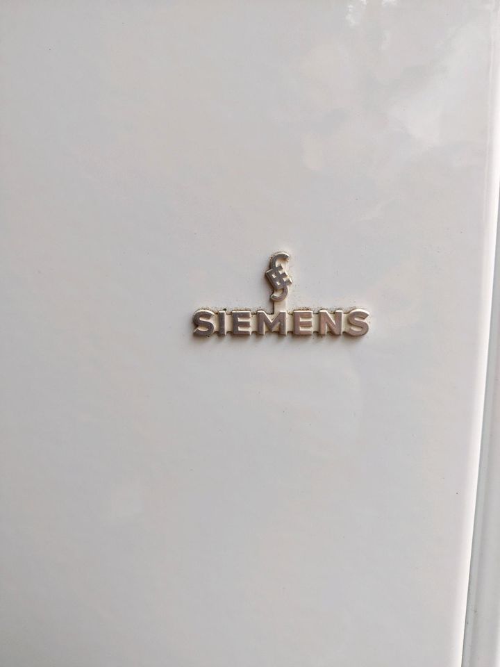 Siemens Beistellherd in Stuttgart