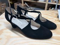 Tanzschuhe Werner Kern Samtziege schwarz Gr 7 (EU 41) Bayern - Frauenau Vorschau