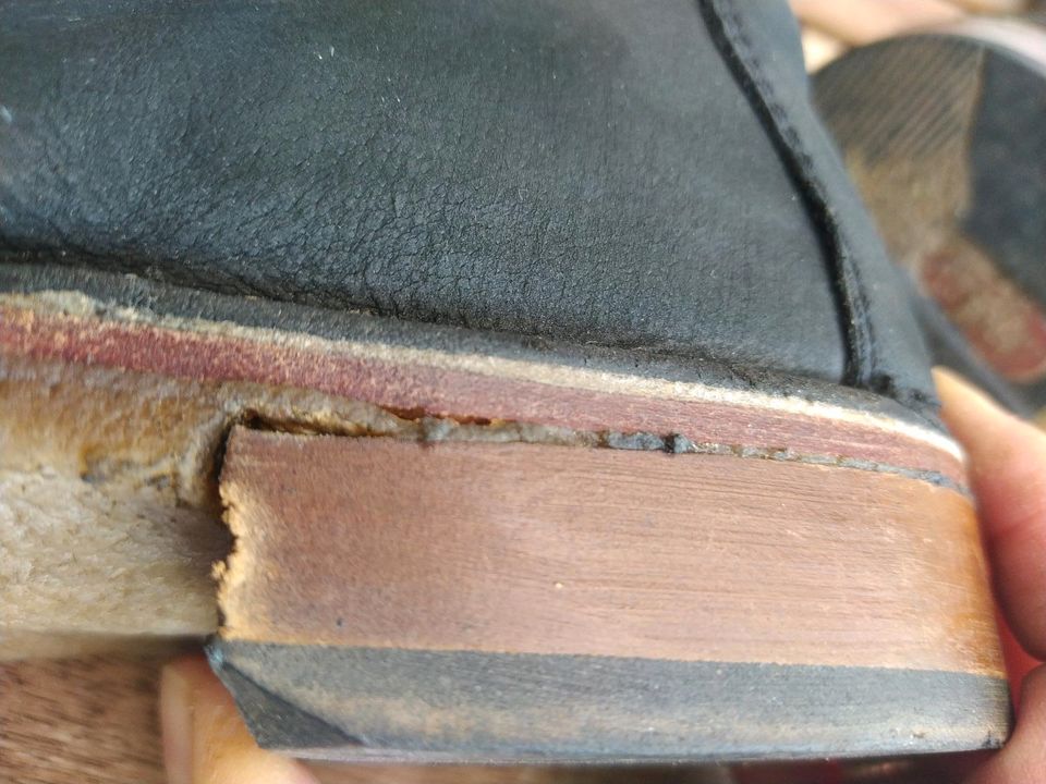 Wolky Stiefel Gr. 42 ungefüttert Leder schwarz Wechselsohle in Heidmühlen