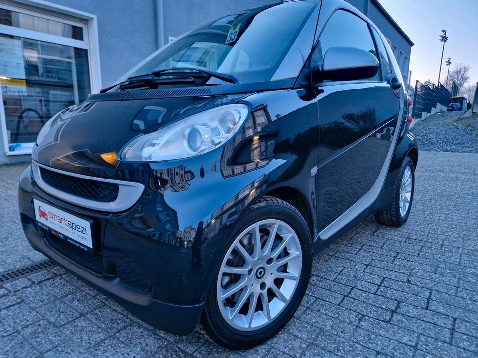 smart forTwo AUTOMATIK,KLIMA,PANORAMA,GARANTEI INSP+TÜV NEU in Essen