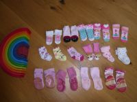 Socken Strümpfe Stoppersacken 17 18 Nordrhein-Westfalen - Hilden Vorschau