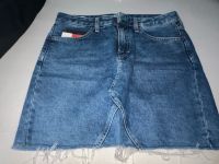 Tommy Hilfiger Jeansrock Gr. 26 (S) Baden-Württemberg - Markdorf Vorschau