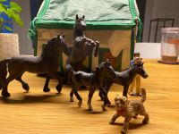 Schleich Pferdeset mit Fotograf, Hund und Tasche/Spielmatte Hessen - Hattersheim am Main Vorschau