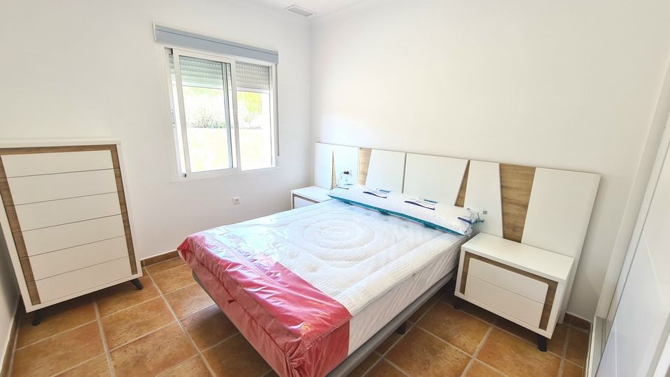 Renoviertes Landhaus in Monovar (Alicante) mit 5 Schlafzimmern, Pool und Garage, nur 45 Minuten vom Strand entfernt, Costa Blanca / Spanien in Oyten