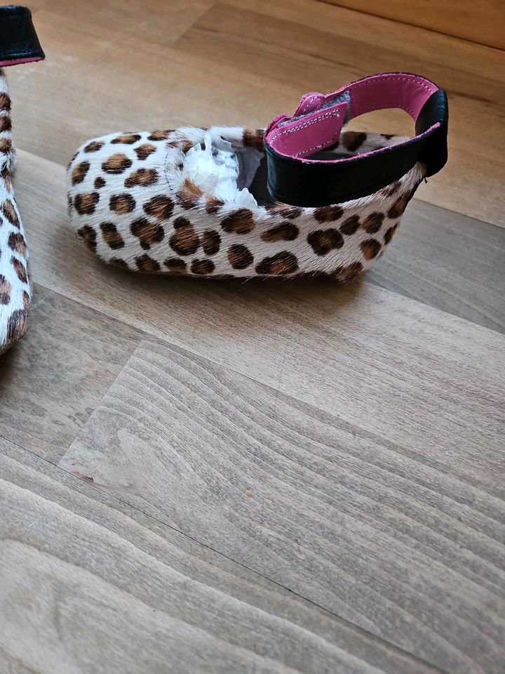 Baby Schuhe Ponyfell in Hamburg