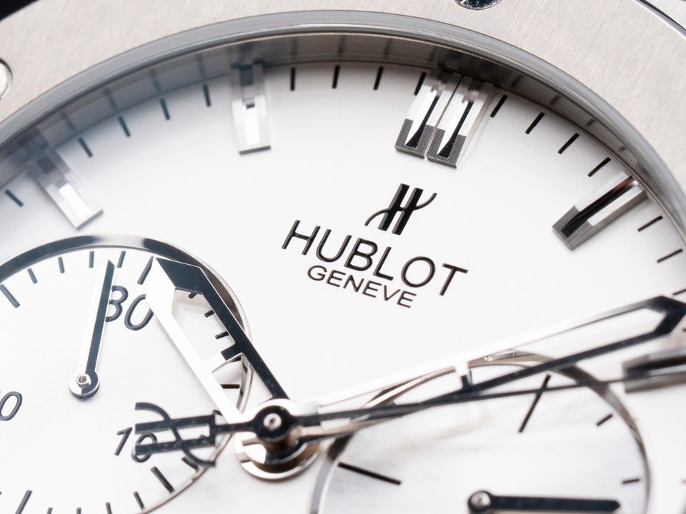 Hublot Classic Fusion Chronograph 45mm 521.NX.2610.NX in Hamburg