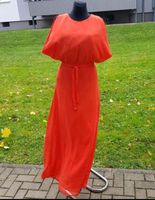 Stefanel damen wunderschönes Kleid gr.36 orange neu,100%Seide Frankfurt am Main - Niederursel Vorschau