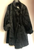 Wallis Jacke Wollmantel Plüschmantel Teddymantel Plüschjacke Pelz Frankfurt am Main - Sachsenhausen Vorschau