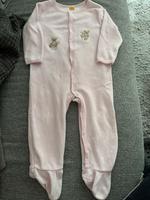 Neuwertig Steiff Strampler Overall Schlafanzug Größe 80 Hessen - Karben Vorschau