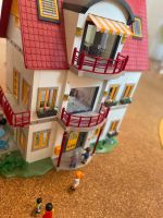 Playmobil Haus Typ Wohnhaus  mit diversen Zimmern und Beleucht Innenstadt - Poll Vorschau