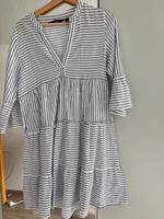 Schönes Kleid von Vero Moda Größe M Baden-Württemberg - Giengen an der Brenz Vorschau