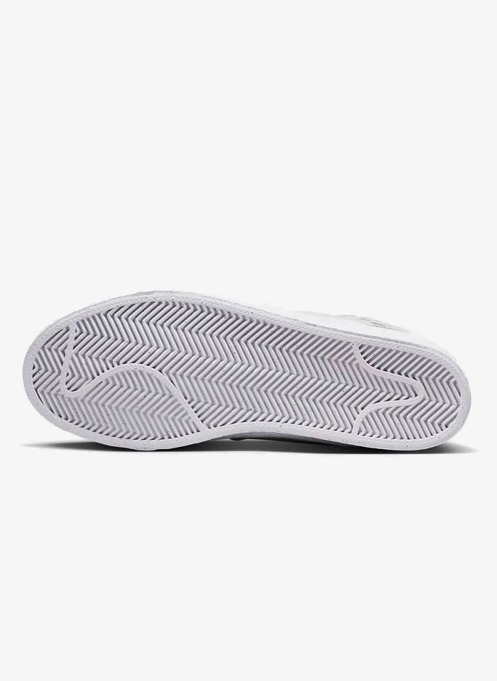 Nike SB Zoom Blazer Mid Premium Sneaker White Neu in Hamburg