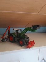 Siku Modell 3293 Fendt 728 Vario mit Frontlader NEU, OVP, 1:32 Nordrhein-Westfalen - Blankenheim Vorschau