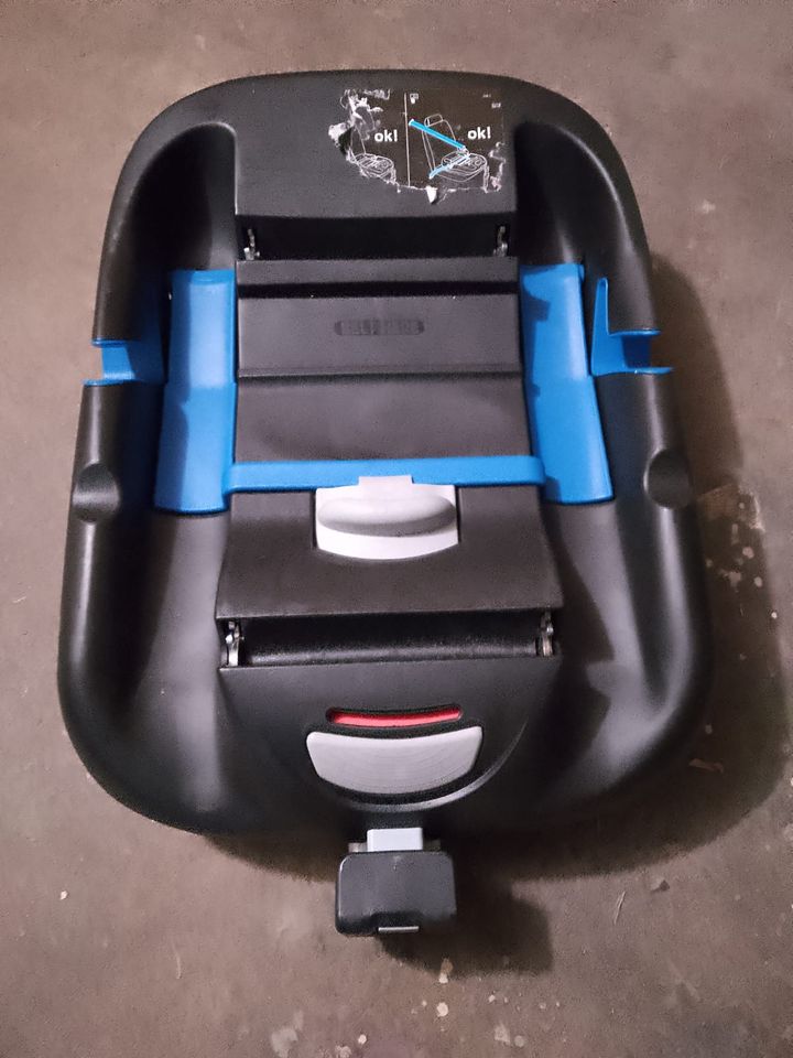 Babyschale mit Isofix in Recklinghausen