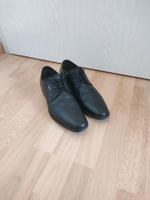 Bugatti Schuhe - kaum getragen - Größe 43 - OVP Nordrhein-Westfalen - Herford Vorschau