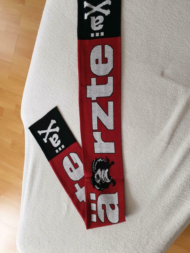 Ärzte Fanschal in Volkertshausen