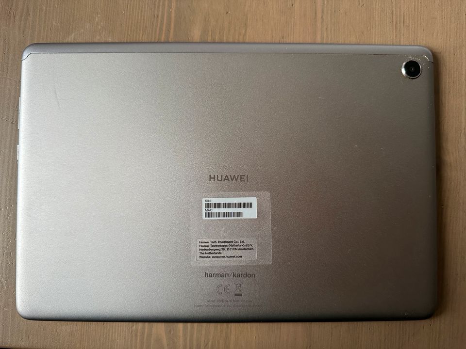 Huawei MediaPad M5 Lite tablet mit M-Pen stylus in Leipzig