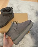 UGG Boots Damen Rheinland-Pfalz - Trier Vorschau