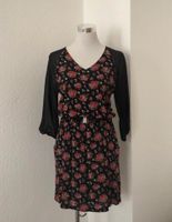 Kleid Gr. M 38/40 geblümt schwarz *Top* Leipzig - Plagwitz Vorschau