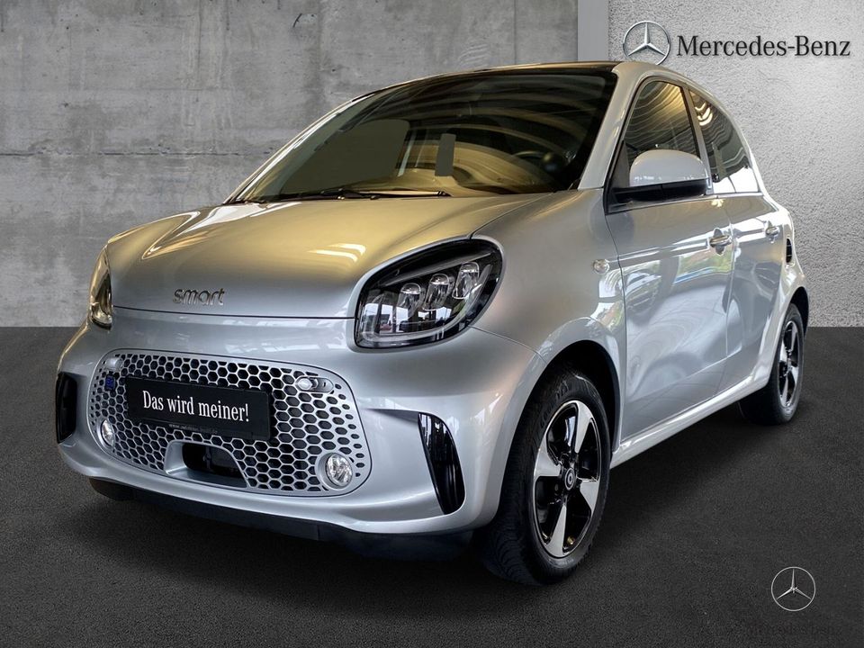 Smart forfour EQ EXCLUSIVE+22kW-LADER+LED+NAVI+KAM+SHZ in Röhrnbach