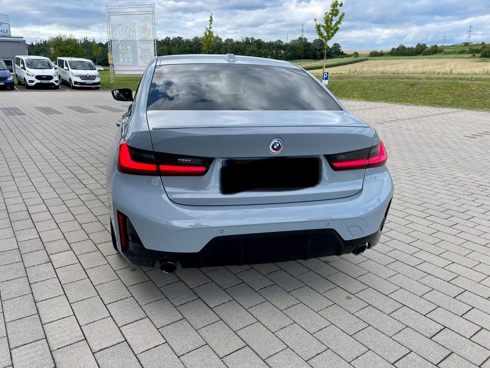 BMW 318d Automatik - in Krauchenwies