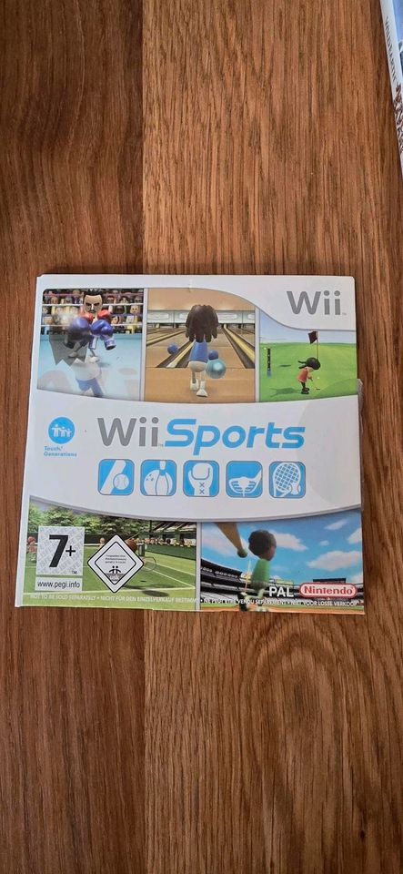 Wii mit 23 Spielen und viel Zubehör in Himmelpforten