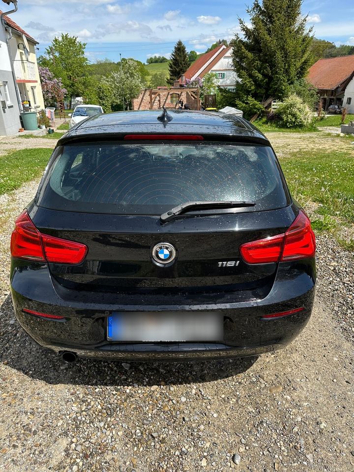 1er BMW 116 i. TOP in Markt Wald