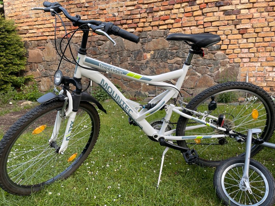 Fahrrad M-tec 26Zoll mit Anhänger für bis zu 2 Kinder in Naunhof