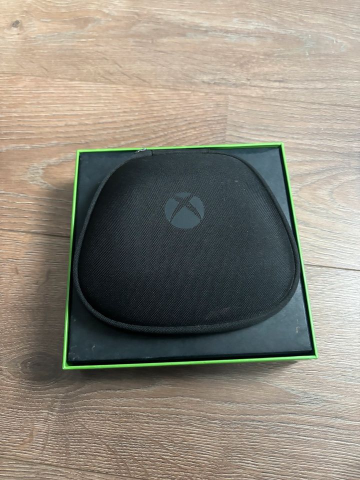 Xbox Elite 2 Controller in Zülpich