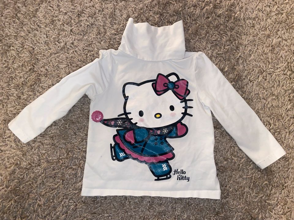 Rollkragenpullover Hello Kitty, Gr. 98 bzw. 92 in Weingarten