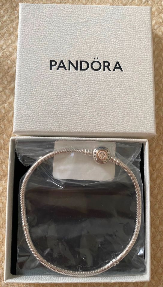 NEU - Pandora Moments Schlangen-Gliederarmband, 590741CZ-23 in Leipzig -  Knautkleeberg-Knauthain | eBay Kleinanzeigen ist jetzt Kleinanzeigen