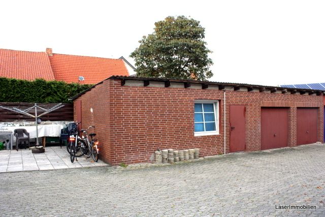 Weyhausen: ruhige EG-Wohnung, 100m², 3 Zimmer im 2FamHS mit Grundstück in Weyhausen