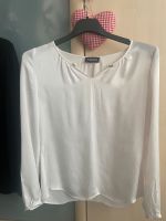 Paket Bluse Body T-Shirt H&M, S Oliver, Lascana, Vero Moda 36/38 Nordrhein-Westfalen - Schmallenberg Vorschau