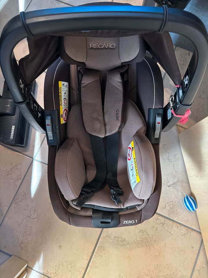 Recaro Zero 1 Kindersitz inklusive Babyschale in Greifswald