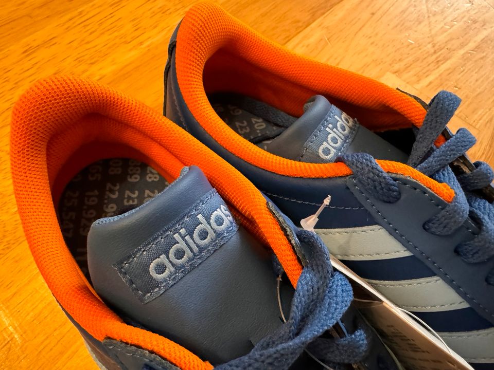 ADIDAS COURT 2.0 | BLAU | EU 36 | NEU | KINDER in Großrosseln