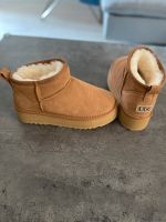 UGG Classic Ultra Mini Plateau-Boots München - Laim Vorschau