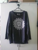 Langarmshirt Grau mit Mandala Aufdruck L 44/46 Hessen - Eschborn Vorschau