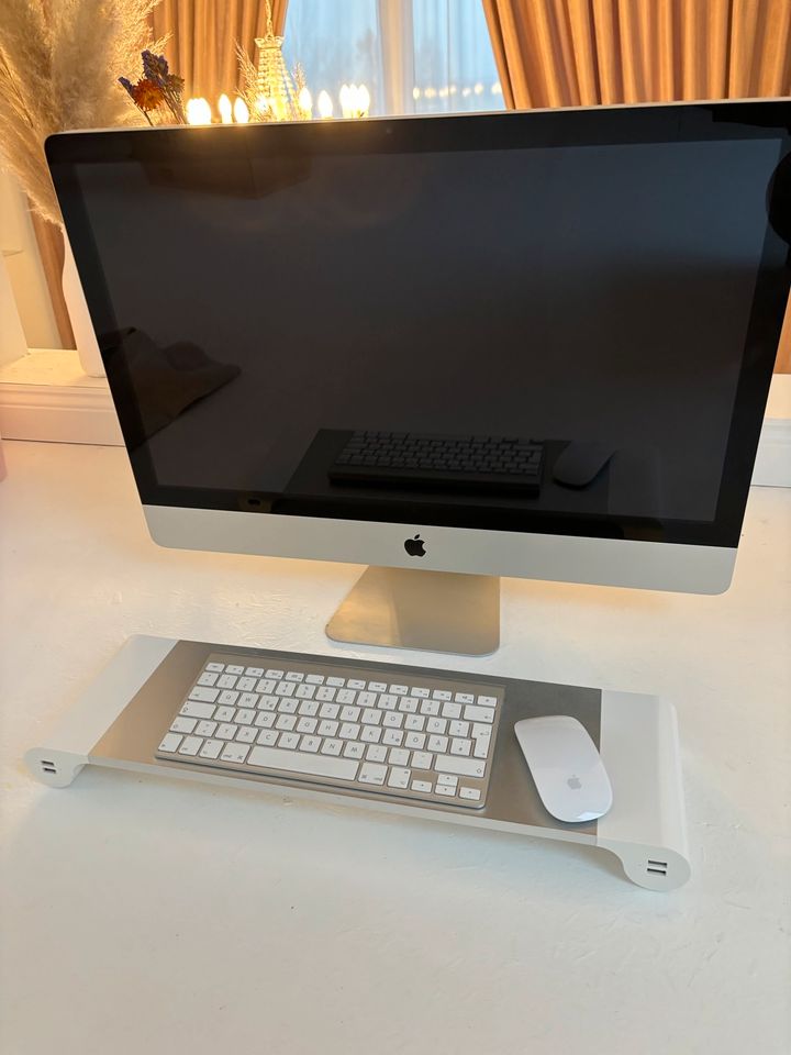 Apple iMac (27 Zoll, Mitte 2010) in Lampertheim