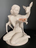 Porzellanfigur "Mädchen mit Reh" /Hutschenreuther Schleswig-Holstein - Borgstedt Vorschau