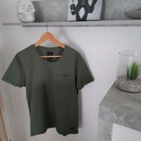 Shirt Größe L, Farbe kaki, super Zustand Nordrhein-Westfalen - Langenfeld Vorschau