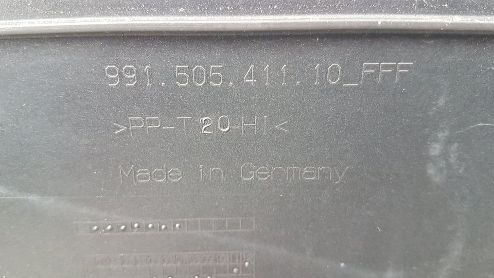 Porsche 991 4S Stoßstange Verkleidung hinten 99150502261 in Beelitz