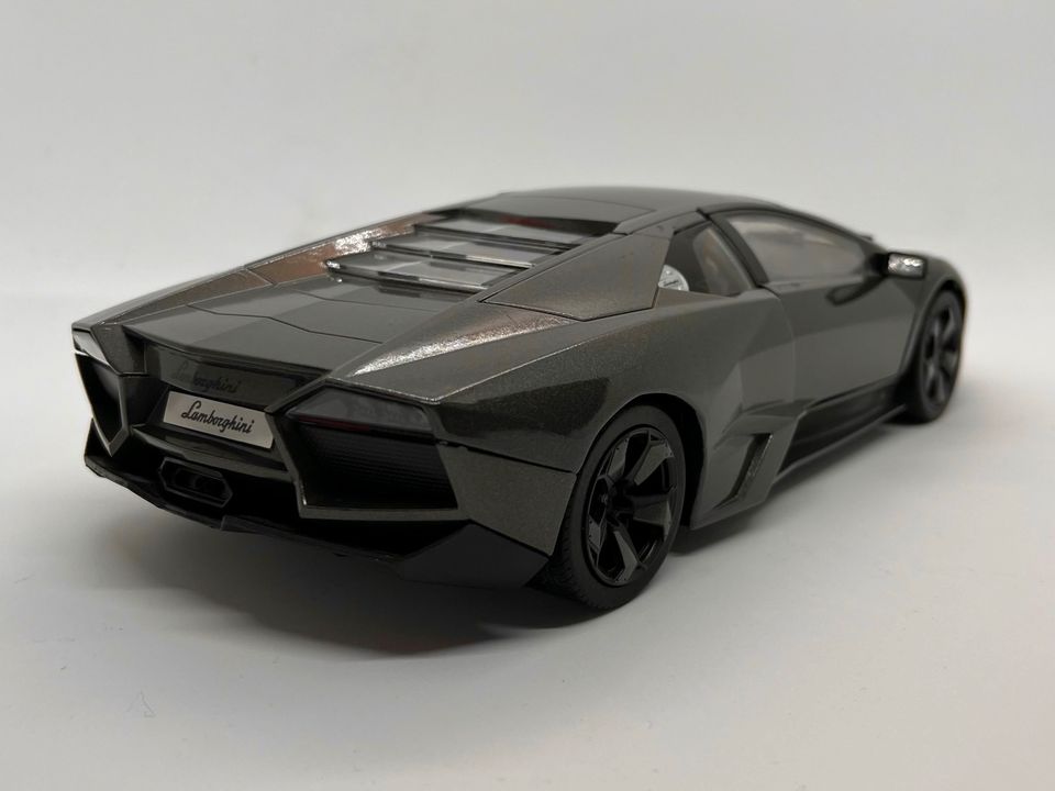 1/18 Lamborghini Reventón Motormax/Mondo Motors mit OVP in Essen