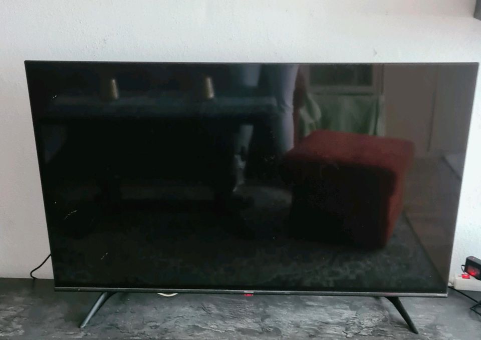 Ich verkaufe hier mein Fernseher, ich habe ihn 2022 gekauft, ich in Rostock