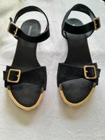Sandalen von Graceland, schwarz mit Verzierungen, Größe 38 Niedersachsen - Peine Vorschau
