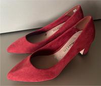 ❤️ Kittenheels rot kleiner Absatz Schuhe 37 Tamaris Sachsen-Anhalt - Magdeburg Vorschau