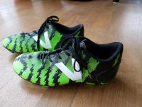 Viktory Fußball Schuhe Stollenschuhe Gr 34 Bayern - Mistelbach Vorschau