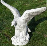 Adler Beton-Steinfigur NEU Höhe 68 cm Sachsen-Anhalt - Naumburg (Saale) Vorschau