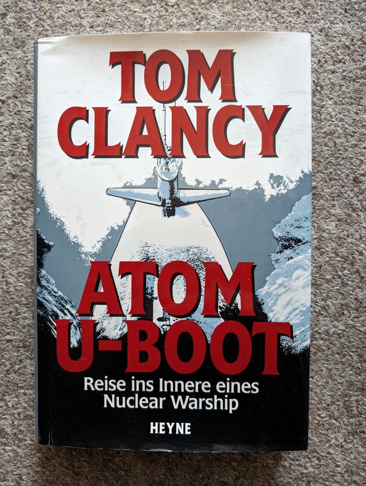 Top+Buch+Atom U-Boot+Tom Clancy+Militär+ zahlreiche Fotos+ in Halbe