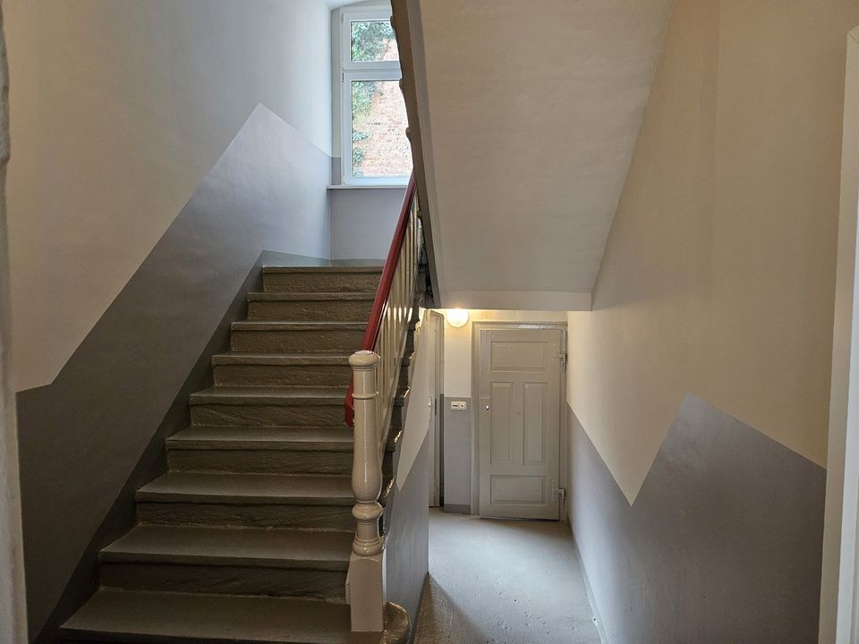 Zentrumsnahe Drei-Zimmer-Wohnung ohne Balkon als Kapitalanlage mit Mietsteigerungspotenzial in Erfurt