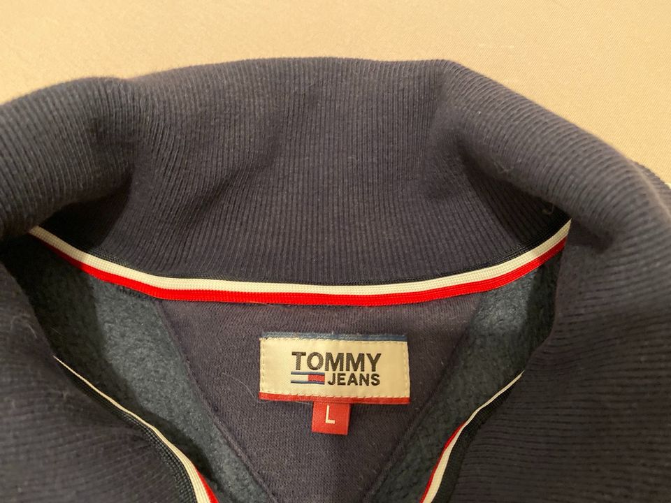 Tommy Jeans Jacke Gr. L in Hannover